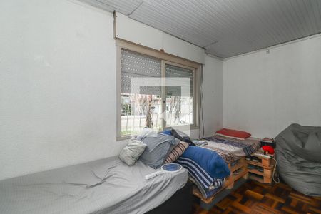 Quarto de casa para alugar com 2 quartos, 180m² em Rubem Berta, Porto Alegre