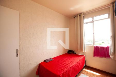 Apartamento à venda com 3 quartos, 55m² em Jardim Industrial, Contagem