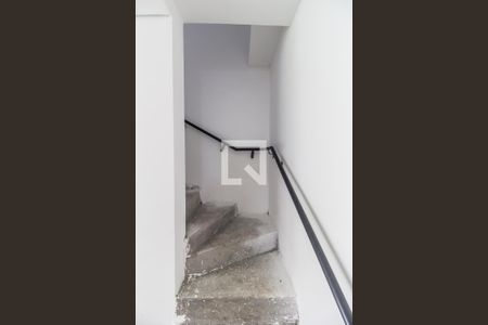 Escada de casa de condomínio à venda com 4 quartos, 214m² em Residencial Onze (alphaville), Santana de Parnaíba