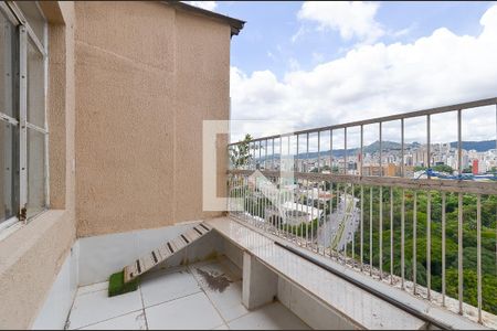 Varanda  de apartamento à venda com 1 quarto, 60m² em Centro, Belo Horizonte