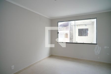 Quarto 2 de casa de condomínio para alugar com 2 quartos, 95m² em Itaipuaçu, Maricá