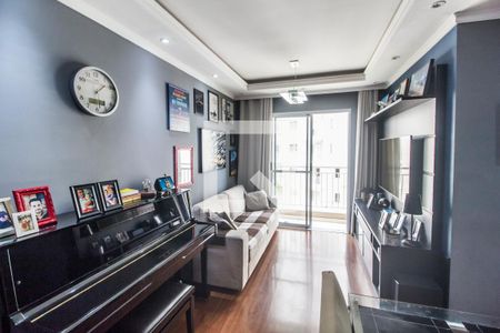 Sala  de apartamento à venda com 3 quartos, 68m² em Jardim Tupanci, Barueri
