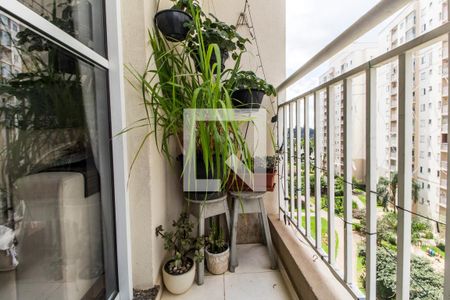 Sacada de apartamento à venda com 3 quartos, 68m² em Jardim Tupanci, Barueri