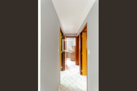 Corredor de apartamento para alugar com 3 quartos, 80m² em Vila Fiat Lux, São Paulo