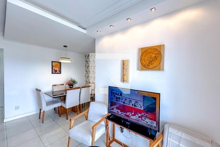 Sala de apartamento à venda com 2 quartos, 65m² em Chácara Seis de Outubro, São Paulo