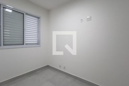 Quarto 2 de apartamento para alugar com 2 quartos, 45m² em Vila Bremen, Guarulhos