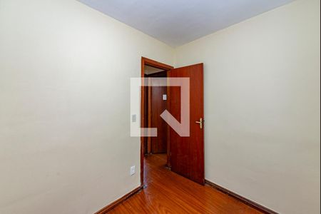 Quarto 2 de apartamento para alugar com 3 quartos, 54m² em Nova Suíça, Belo Horizonte