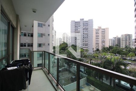 Varanda de apartamento à venda com 2 quartos, 72m² em Barra Olímpica, Rio de Janeiro