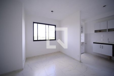 Sala/cozinha de apartamento à venda com 2 quartos, 39m² em Cidade Antônio Estêvão de Carvalho, São Paulo