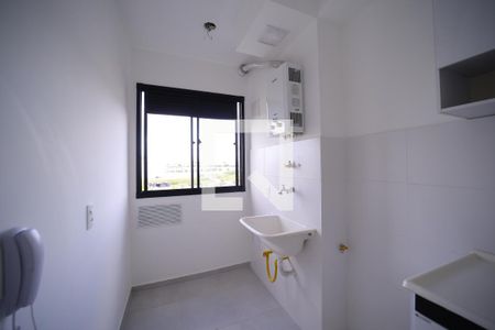 Sala/cozinha de apartamento à venda com 2 quartos, 39m² em Cidade Antônio Estêvão de Carvalho, São Paulo
