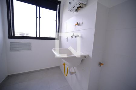 Sala/cozinha de apartamento à venda com 2 quartos, 39m² em Cidade Antônio Estêvão de Carvalho, São Paulo