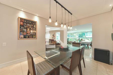 Sala de apartamento à venda com 3 quartos, 207m² em Jardim Morumbi, São Paulo