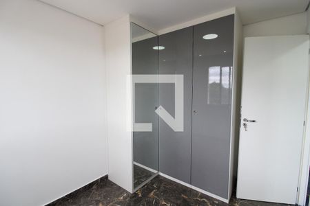 Quarto 2 de apartamento à venda com 2 quartos, 50m² em Vila Butantã, São Paulo