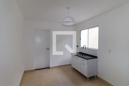 Cozinha de casa para alugar com 1 quarto, 34m² em Vila Celeste, São Paulo