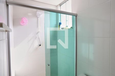 Banheiro da Suíte de apartamento à venda com 2 quartos, 60m² em Cachoeirinha, Belo Horizonte