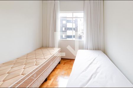 Quarto 2 de apartamento para alugar com 3 quartos, 90m² em Cruzeiro, Belo Horizonte