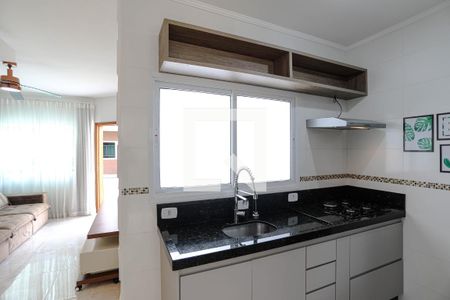 Cozinha de casa de condomínio para alugar com 2 quartos, 77m² em Vila Nova Aparecida, Mogi das Cruzes