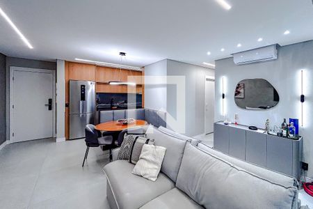 Sala de apartamento à venda com 2 quartos, 79m² em Chácara Seis de Outubro, São Paulo