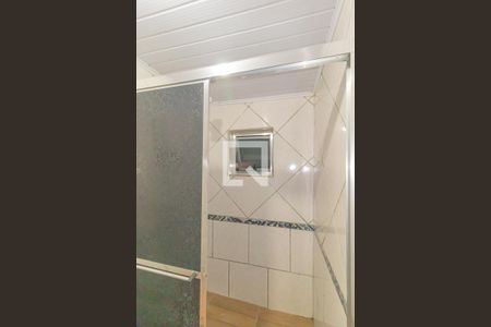 Banheiro/Casa dos fundos de casa à venda com 3 quartos, 175m² em Niterói, Canoas