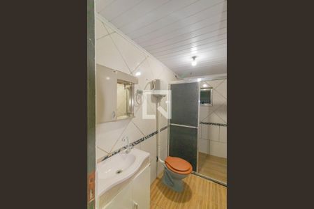 Banheiro/Casa dos fundos de casa à venda com 3 quartos, 175m² em Niterói, Canoas