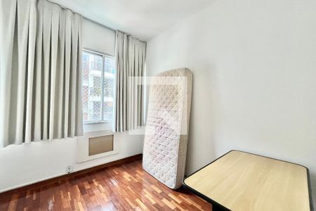 Quarto 1 de apartamento à venda com 3 quartos, 83m² em Copacabana, Rio de Janeiro