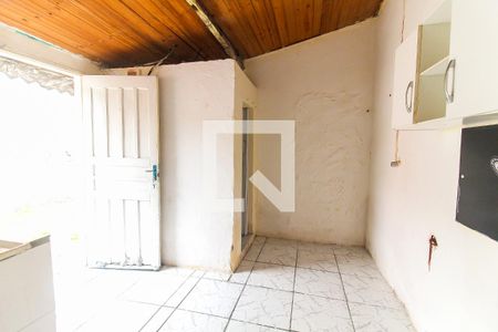 Cozinha de casa para alugar com 1 quarto, 25m² em Vila Taquari, São Paulo