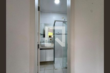 Banheiro de casa para alugar com 3 quartos, 250m² em Condominio Fazenda São Joaquim, Vinhedo