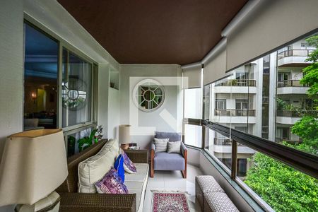 Varanda de apartamento à venda com 3 quartos, 190m² em Vila Suzana, São Paulo