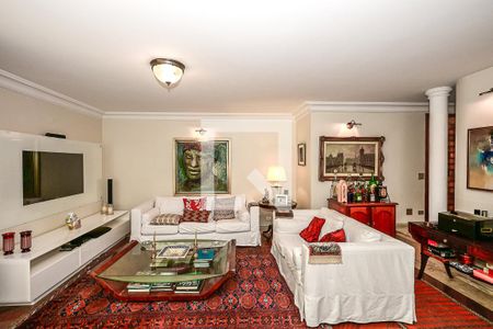Sala de apartamento à venda com 3 quartos, 190m² em Vila Suzana, São Paulo