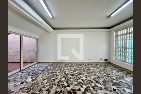 Sala 1 de casa para alugar com 3 quartos, 328m² em Conceicao, Campinas