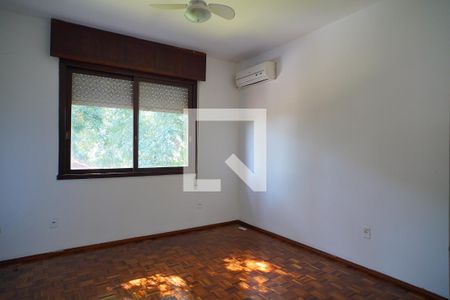 Quarto 2. de casa à venda com 7 quartos, 381m² em Três Figueiras, Porto Alegre