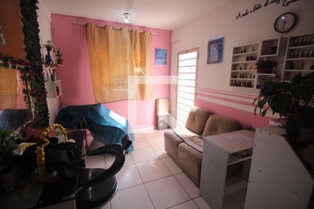 Sala 2 de casa à venda com 8 quartos, 660m² em Glória, Belo Horizonte