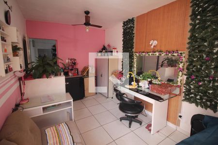 Sala 2 de casa à venda com 8 quartos, 660m² em Glória, Belo Horizonte