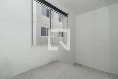 Quarto de apartamento à venda com 2 quartos, 46m² em Rubem Berta, Porto Alegre