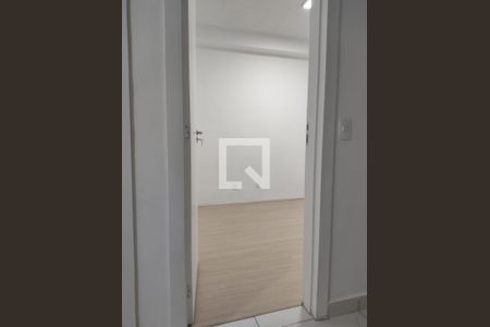 Quarto de apartamento para alugar com 2 quartos, 30m² em Jardim Sabara, São Paulo