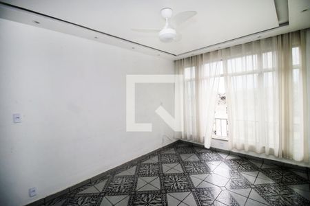 Sala de apartamento para alugar com 3 quartos, 74m² em Olaria, Rio de Janeiro