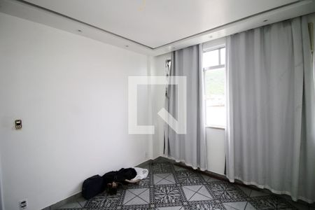 Quarto 2 de apartamento para alugar com 3 quartos, 74m² em Olaria, Rio de Janeiro