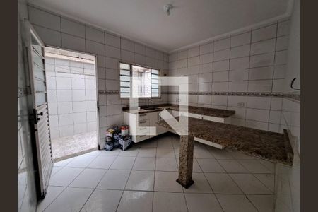 Cozinha de casa à venda com 2 quartos, 67m² em Santa Maria, Osasco