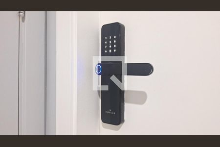 Fechadura eletrônica de apartamento para alugar com 2 quartos, 76m² em Vila Leopoldina, São Paulo
