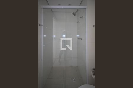 Banheiro de apartamento para alugar com 1 quarto, 33m² em Portal do Morumbi, São Paulo