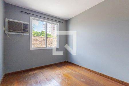 Quarto 2 de apartamento para alugar com 2 quartos, 63m² em Partenon, Porto Alegre