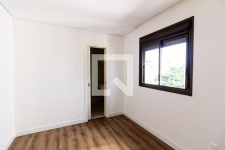 Suíte 1 de apartamento à venda com 2 quartos, 135m² em Savassi, Belo Horizonte