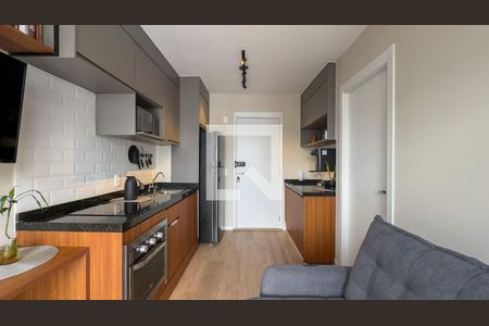 sala e cozinha de apartamento para alugar com 1 quarto, 27m² em Campo Belo, São Paulo