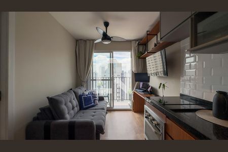 sala e cozinha de apartamento para alugar com 1 quarto, 27m² em Campo Belo, São Paulo