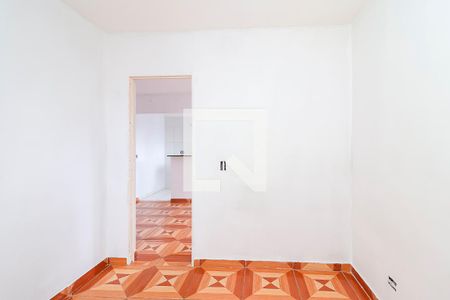 Quarto 1 de apartamento para alugar com 2 quartos, 40m² em Vila Taquari, São Paulo