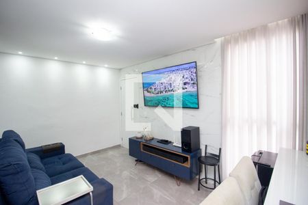Apartamento à venda com 2 quartos, 45m² em Kennedy, Contagem