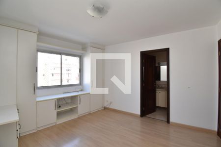 Suíte de apartamento para alugar com 2 quartos, 100m² em Juvevê, Curitiba