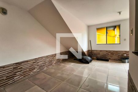 Sala de casa de condomínio para alugar com 2 quartos, 60m² em Jacarepaguá, Rio de Janeiro