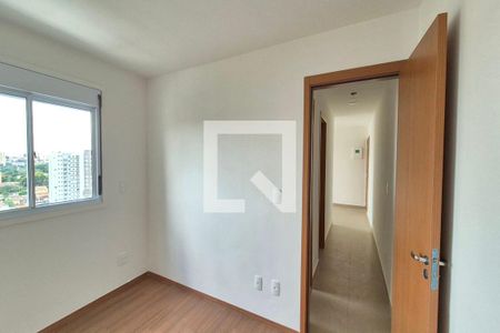 Quarto 1  de apartamento para alugar com 2 quartos, 54m² em Parque Industrial, Campinas