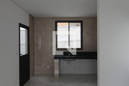 Sala de casa de condomínio à venda com 3 quartos, 139m² em Trevo, Belo Horizonte